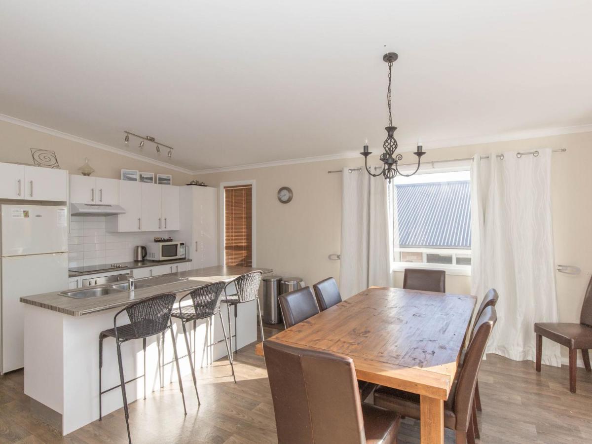 St Helenas 5 Twynam Street Villa Джиндабайн Екстериор снимка